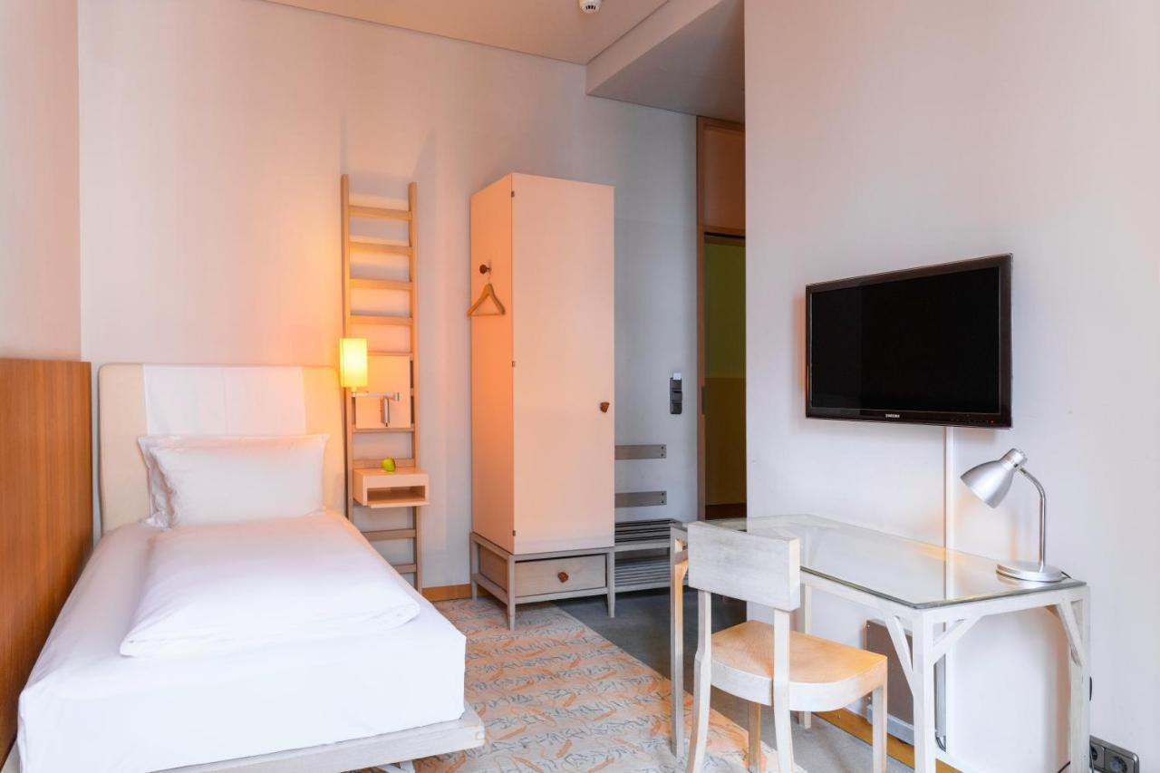 Hotel Bleibtreu Berlin By Golden Tulip Exterior foto